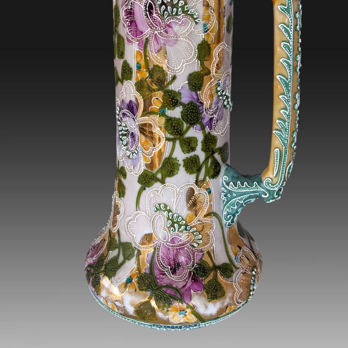 里帰りオールドニッポン】一陳盛り上げ 花文様 金彩アール