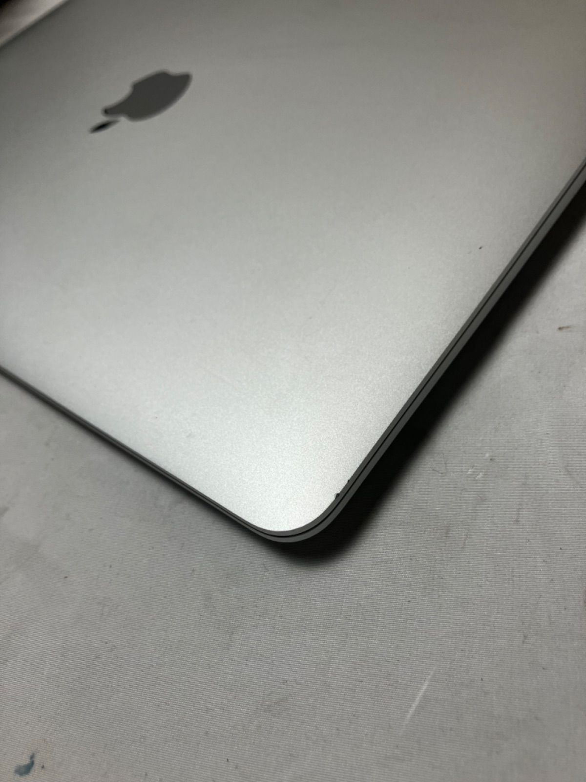 MacBookAir2019 メモリ8GB ストレージ128GB - メルカリ