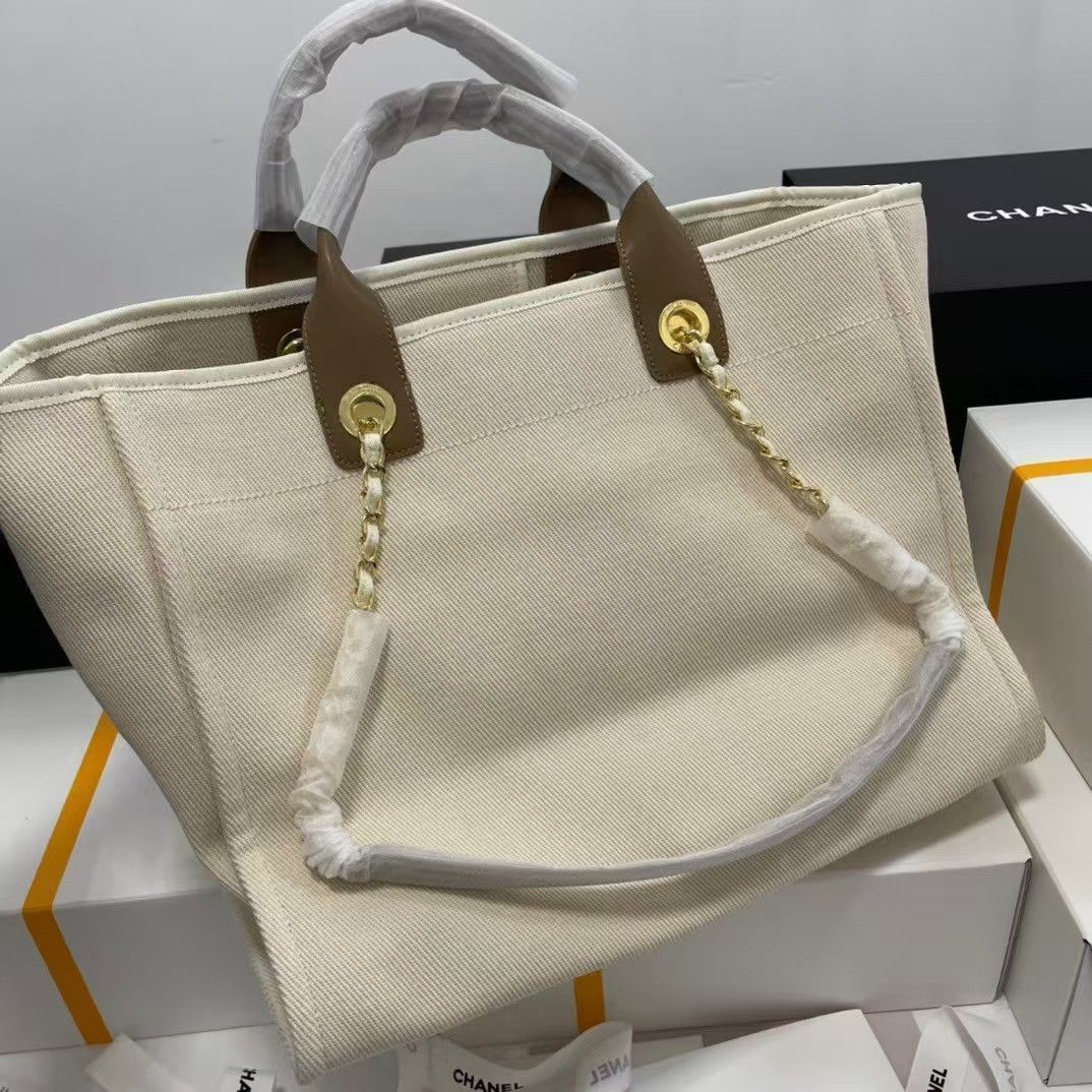 お値下げしました✨美品CHANEL パール付きショルダーバッグ