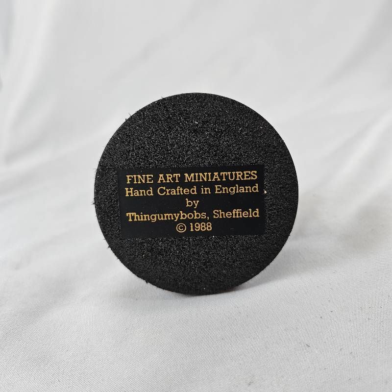 1988年製 英国ヴィンテージ ファインアートミニチュア テニスをするジェントルマン ガラスドーム付 IMPECCABLEHEALTHCARESERVICES_COM