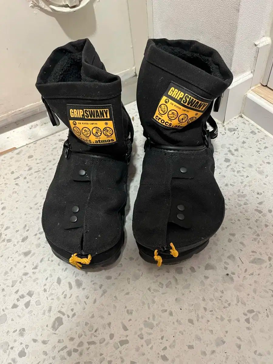 crocs クロックス グリップスワニー 280