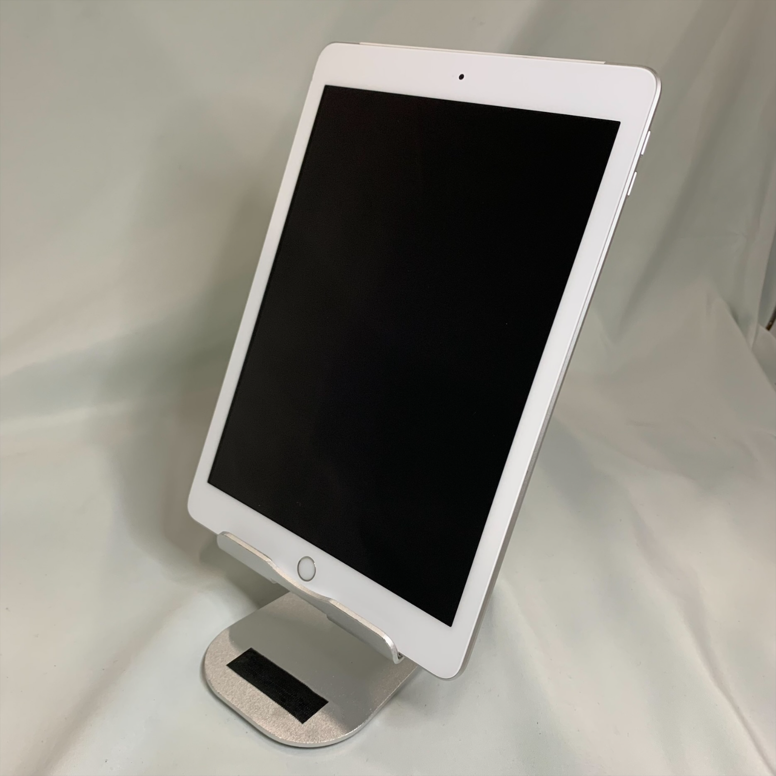 ☆ジャンク品☆【iPad 第6世代 Wi-Fi+Cellular 32GB Silver A1954 ...