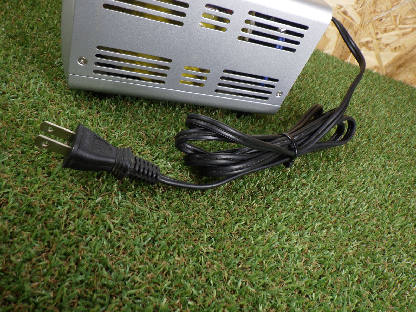 【未使用未開封】カシムラKashimura 変圧器 1500W TTS-20C 動作未確認の品 カシムラ TTS-20C 変圧器 海外国内用 シルバー