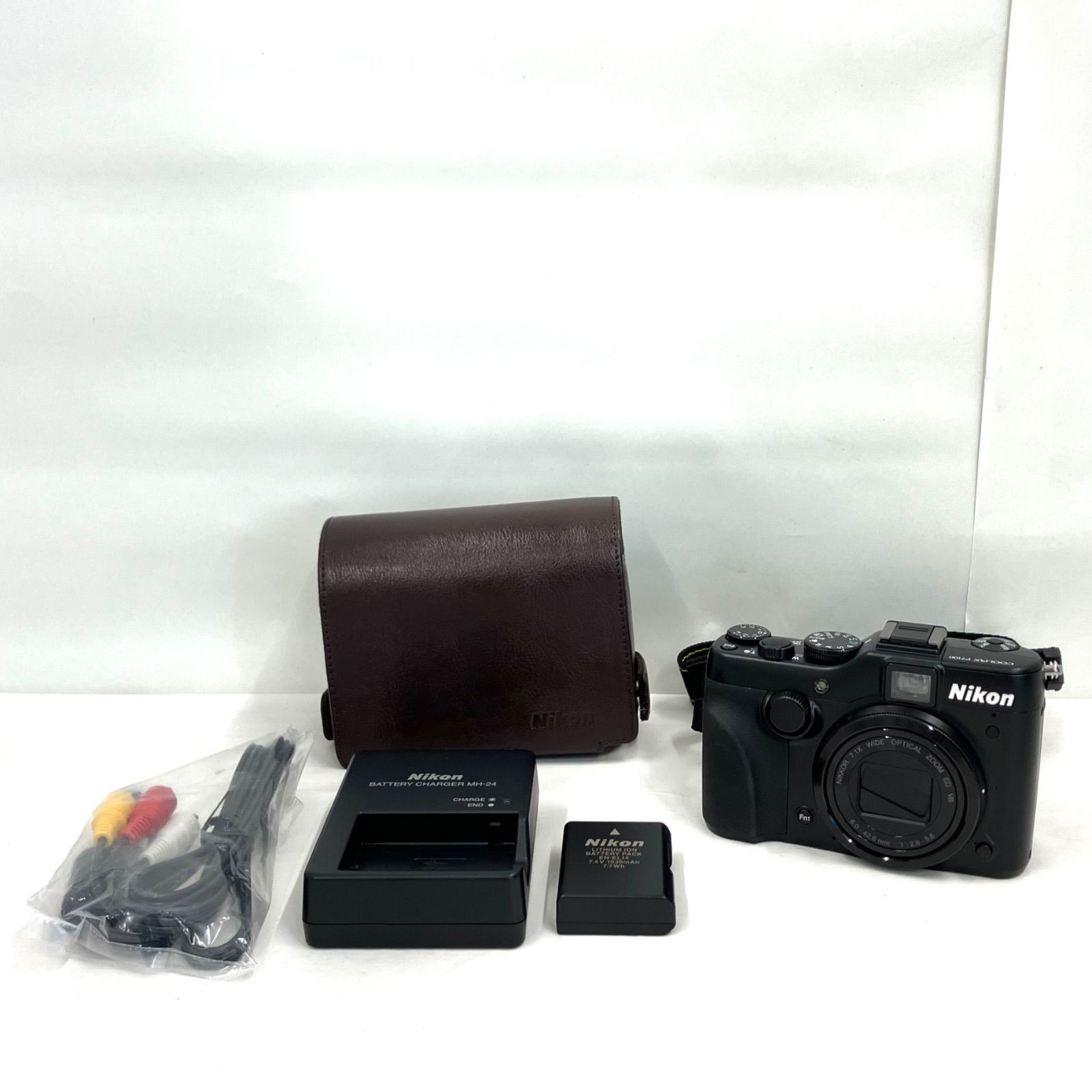 09775 Nikon CoolPix P7100 ニコン クールピクス デジタルカメラ デジカメ コンデジ