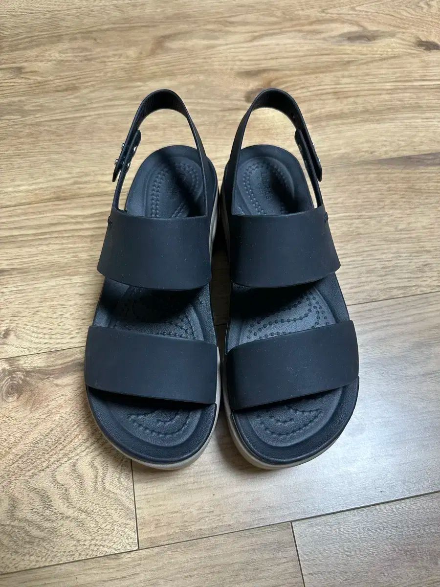 crocs クロックス ブルックリン w5