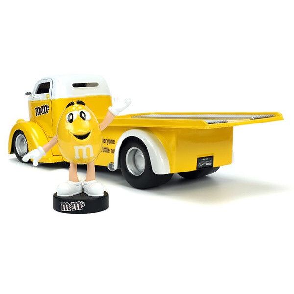 新品 🇺🇸 JADA TOYS 1:24 M&M’S YELLOW & 1947 FORD COE FLATBED  ミニカー  エムアンドエムズ イエロー チョコレート フィギュア フォード アメリカン雑貨 コレクション