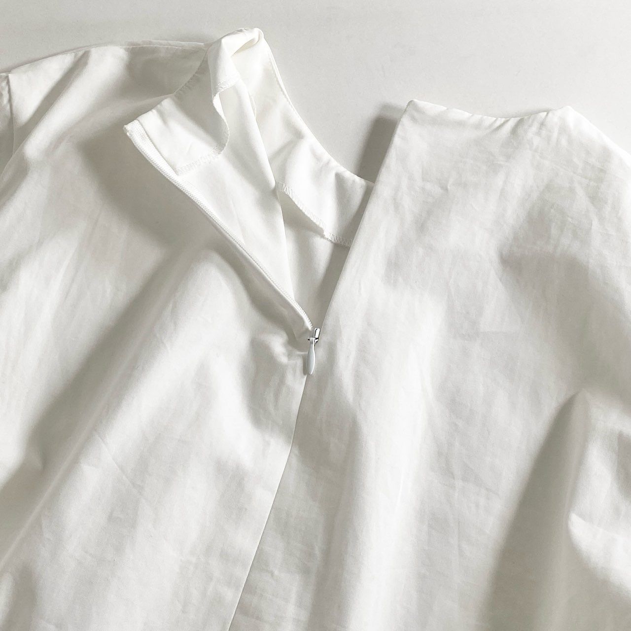 42i20 L'Appartement アパルトモン Hello Bonjour ハローボンジュール