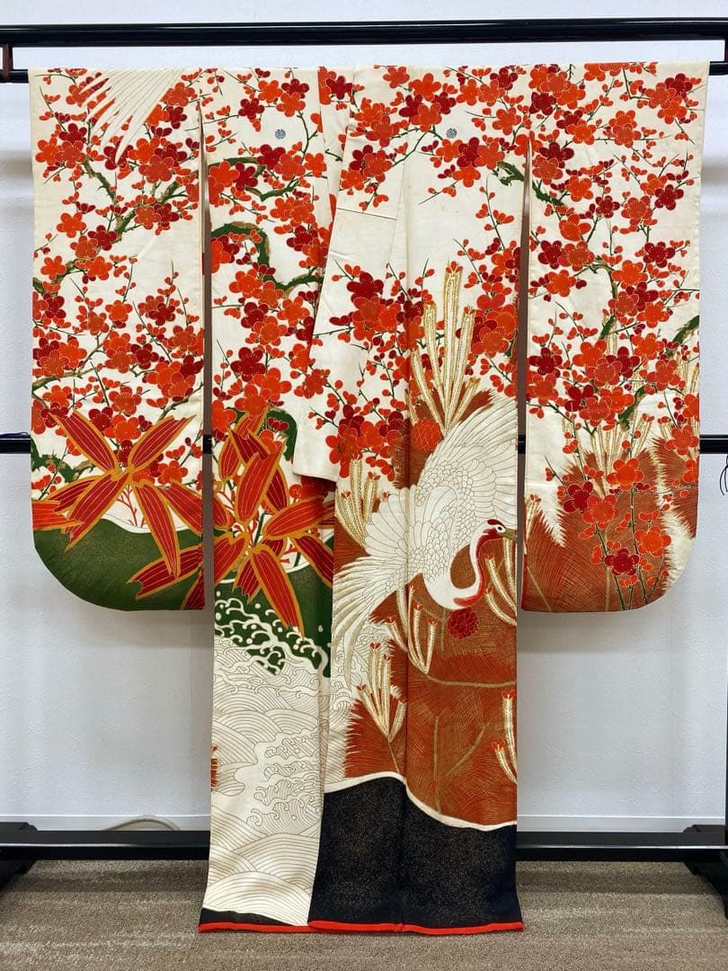 アンティーク 振袖 正絹 金彩 刺繍 鶴 松竹梅 身丈160cm 紋付 - メルカリ