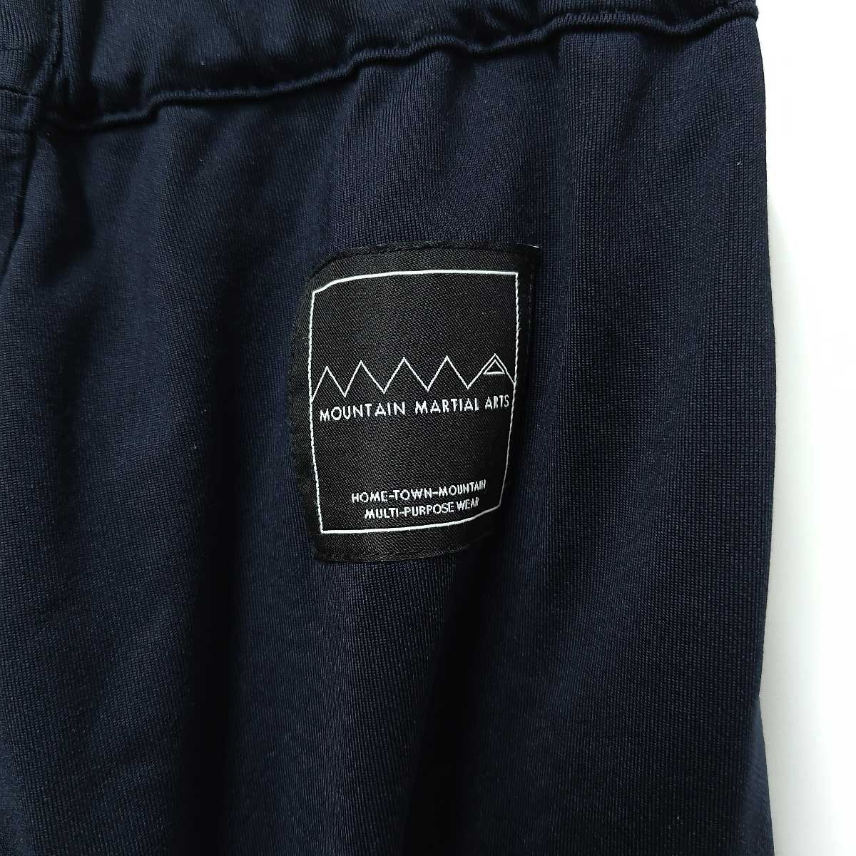 ネイビー