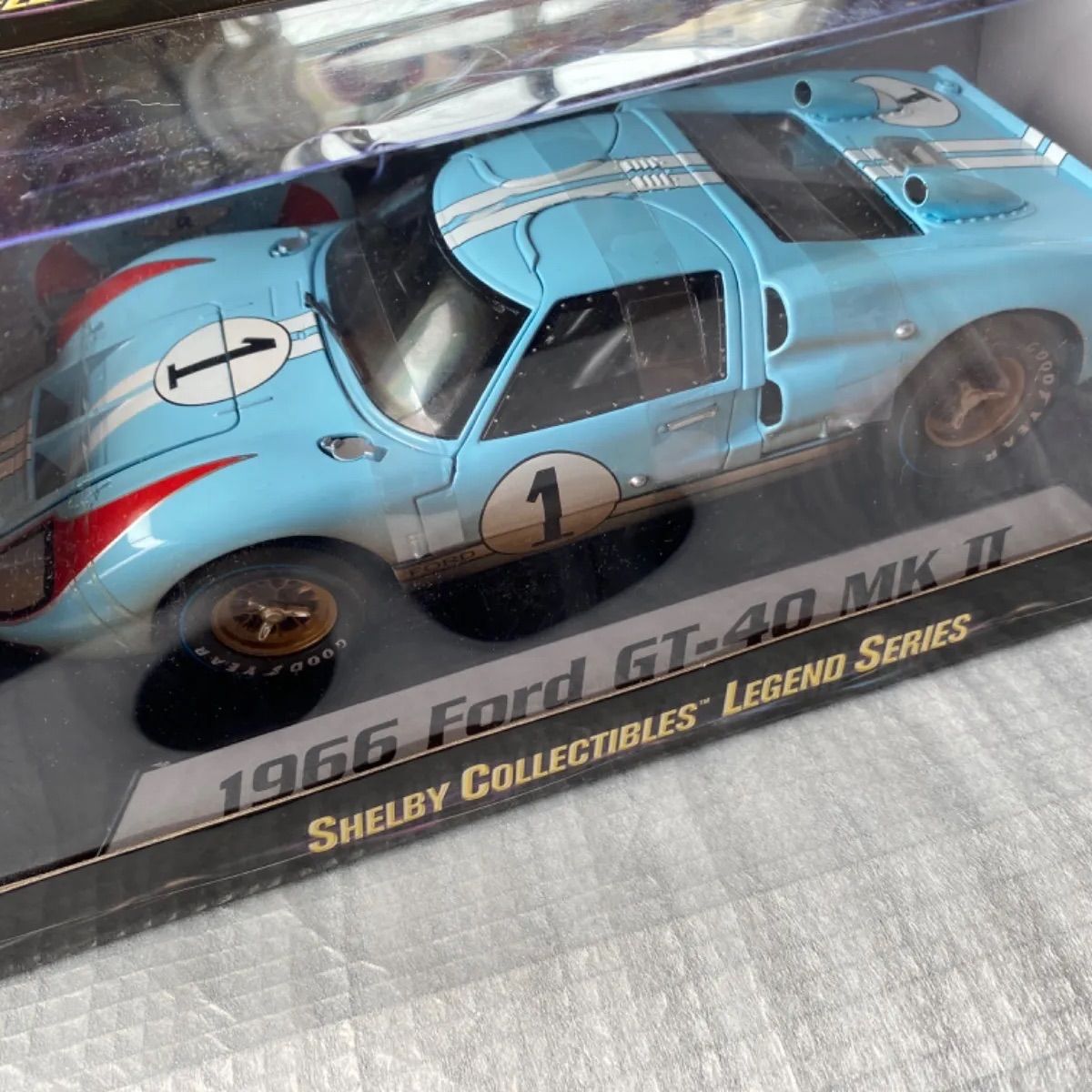 Shelby Collectibles 1/18 フォード GT40 MKII ガルフ 1966 ルマン24H