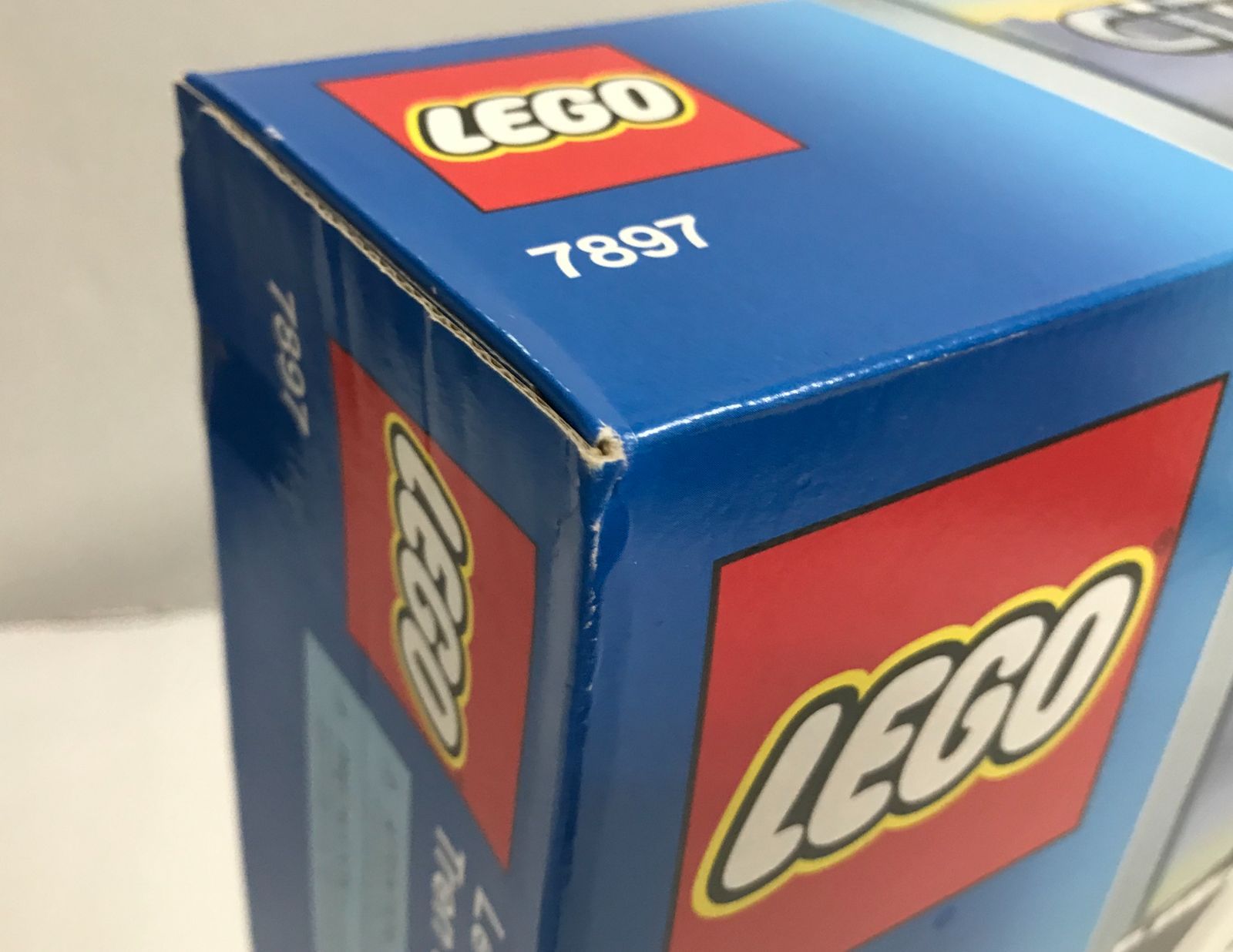32. LEGO