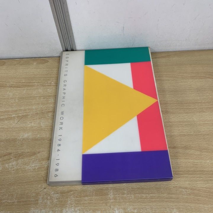 ESPRIT'S GRAPHIC WORK 1984-1986 エスプリ Amazon.co.jp: Esprit Graphic Work 1984 1986 : Silber, Julie