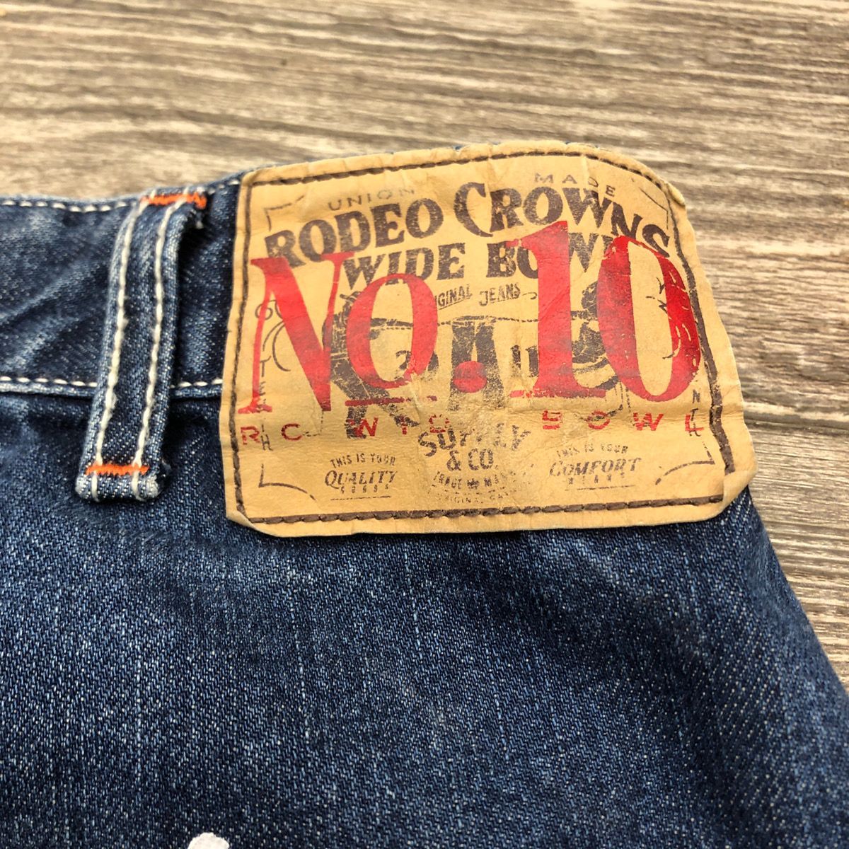 RODEO CROWNS BOWL ロデオクラウンズワイドボウル 10周年ペインターパンツ ダメージ加工 ペンキ加工 リペア加工 サイズS - メルカリ