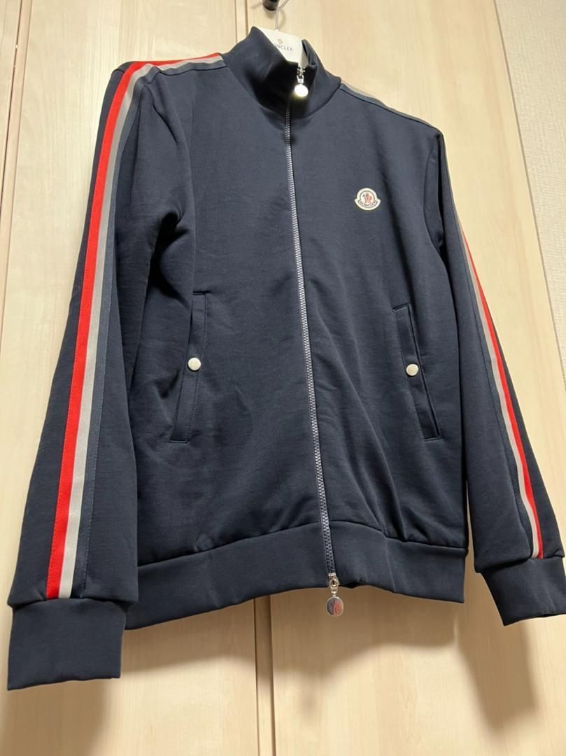新品未使用☆MONCLER ストライプライン トラックジャージ XXL ネイビー MONCLER - 新品未使用☆MONCLER ストライプライン トラック