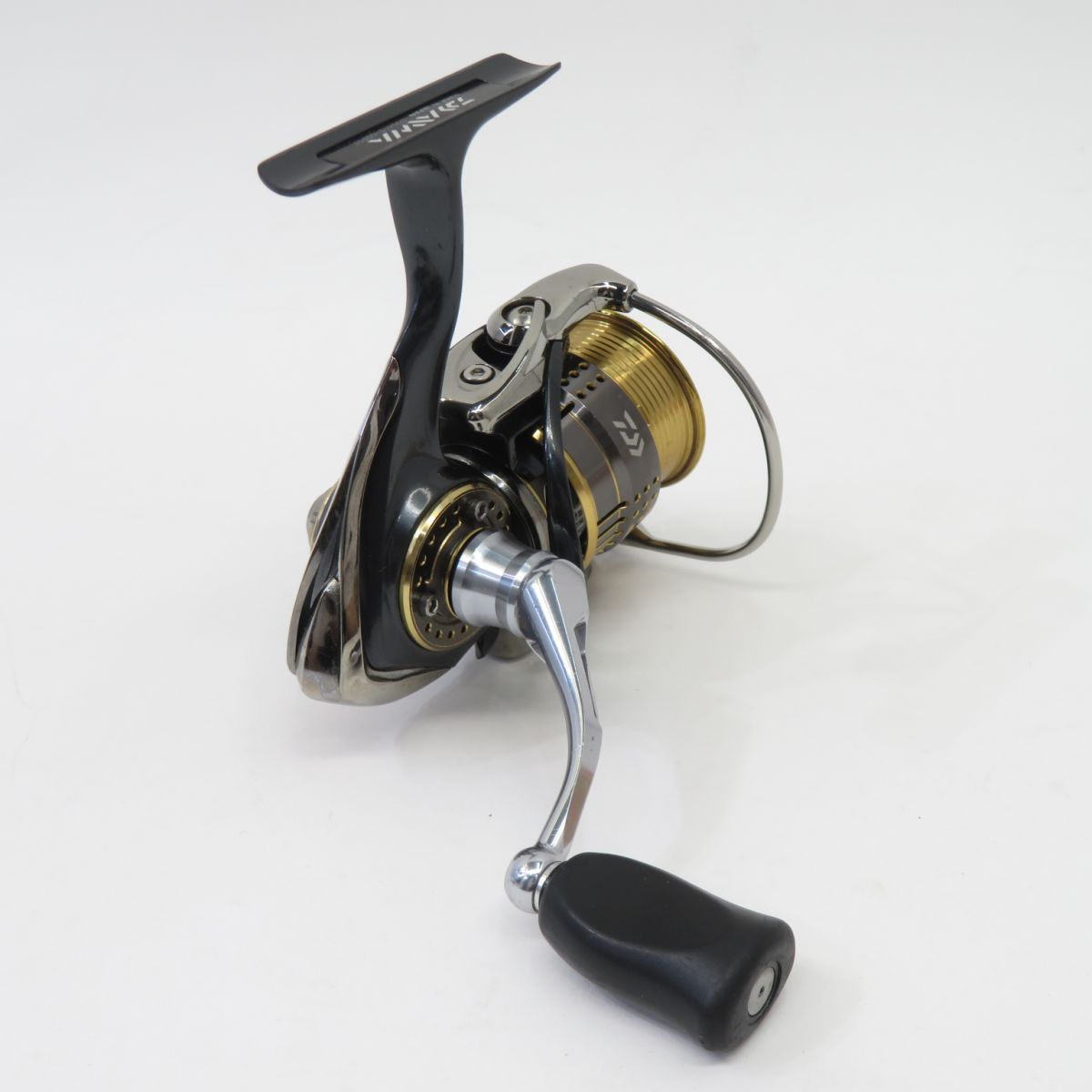 DAIWA ダイワ 15 EXIST イグジスト 2003F-H スピニングリール 本体のみ