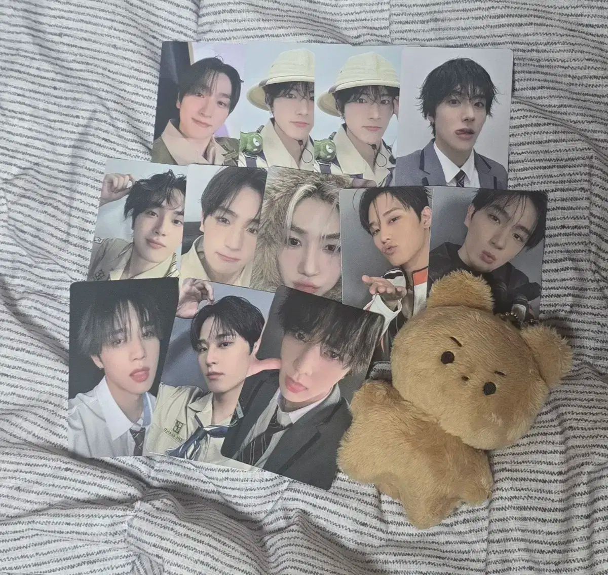THE BOYZ(ザ・ボーイズ・ドボイズ) ヒョンジェ(HYUNJAE) 人形 ぬいぐるみ ぬい ヒョンジェ ぬいぐるみ