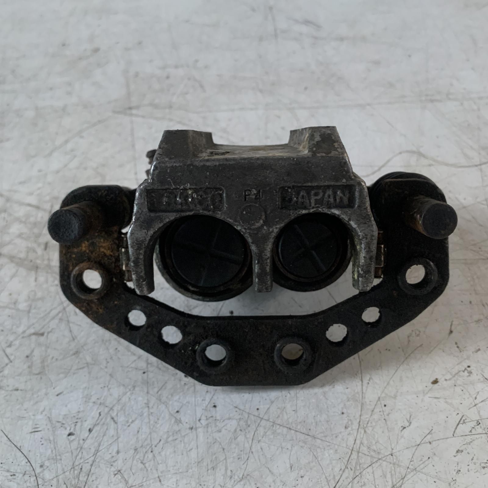 ゼファーχ カワサキ ゼファー400 純正 フロントブレーキ キャリパー