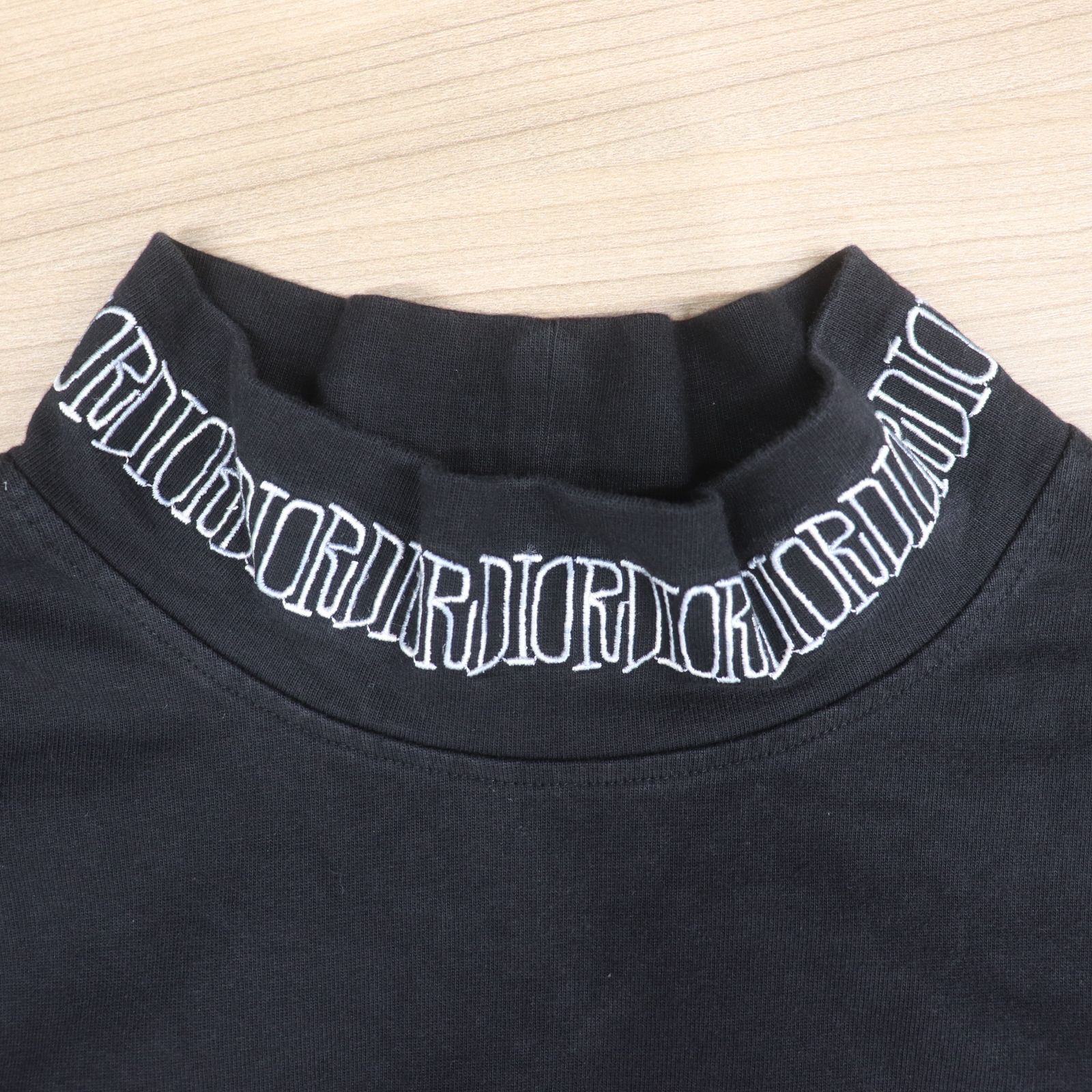 IT092PAZZ7ZE クリスチャンディオール Tシャツ ブラック BEE刺繍