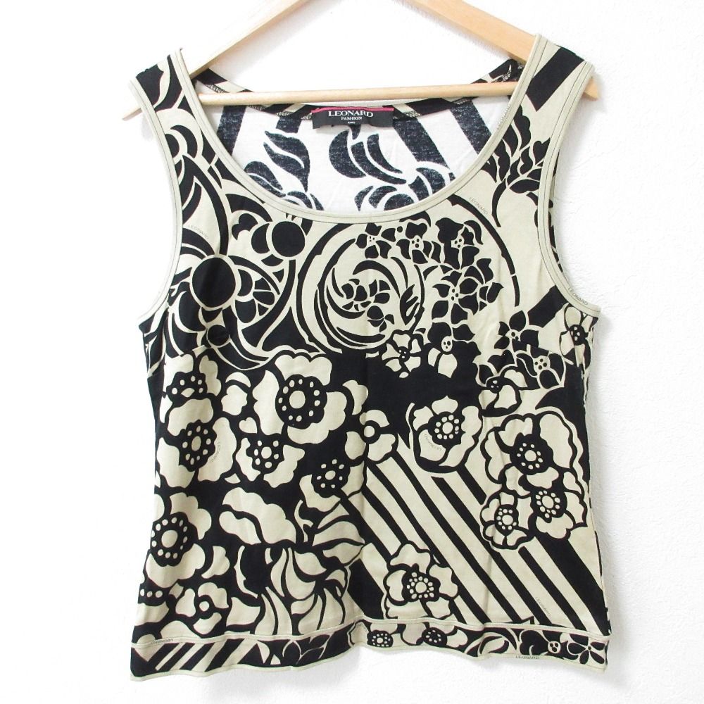 美品✨レオナール フラワープリント カットソー L 大きいサイズ 極美品✨レオナール 大きいサイズ カットソー Tシャツ 花柄