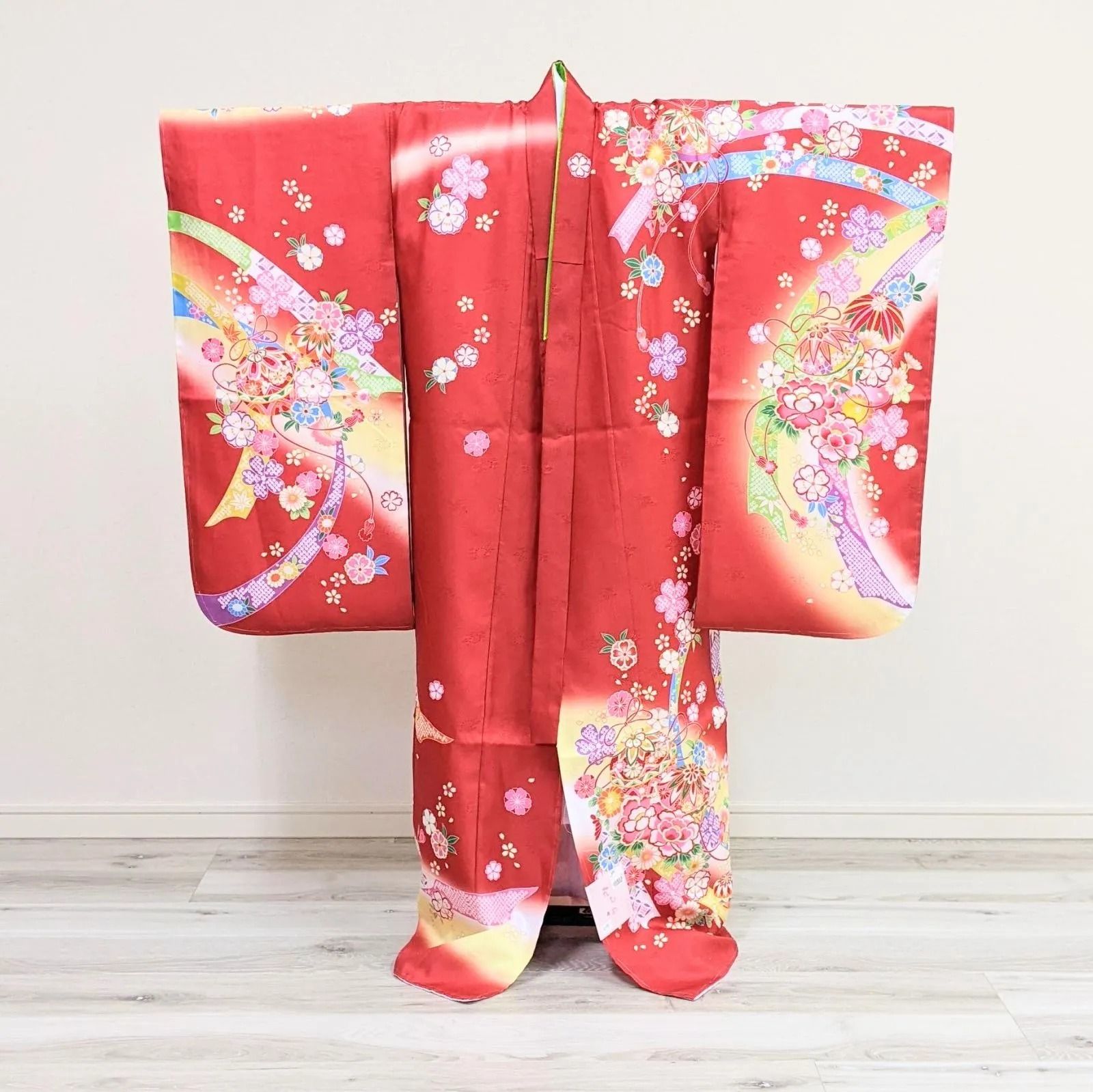 七五三 女の子 7歳 四つ身 着物 襦袢付き 絵羽柄 白 赤 桜 BY7-5