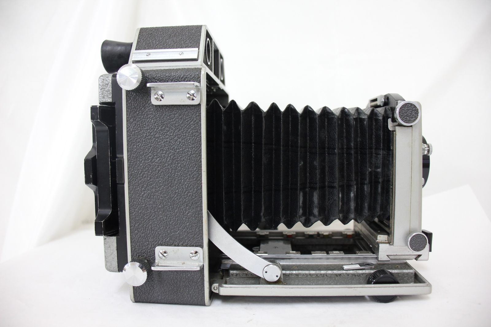 Mamiya RZ67 Pro2 (本体)中判カメラ/その他付属品 Mamiya RZ67 Pro2 (本体)中判カメラ/その他付属品 □ Mamiya