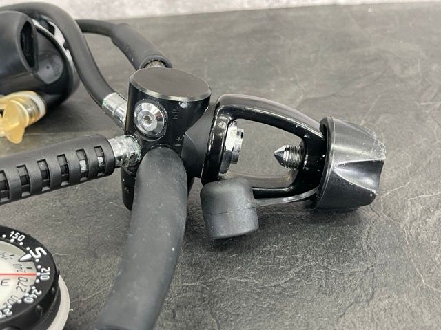 レギュレーター 【中古】emillio オクトパス TUSA ツサ ゲージ