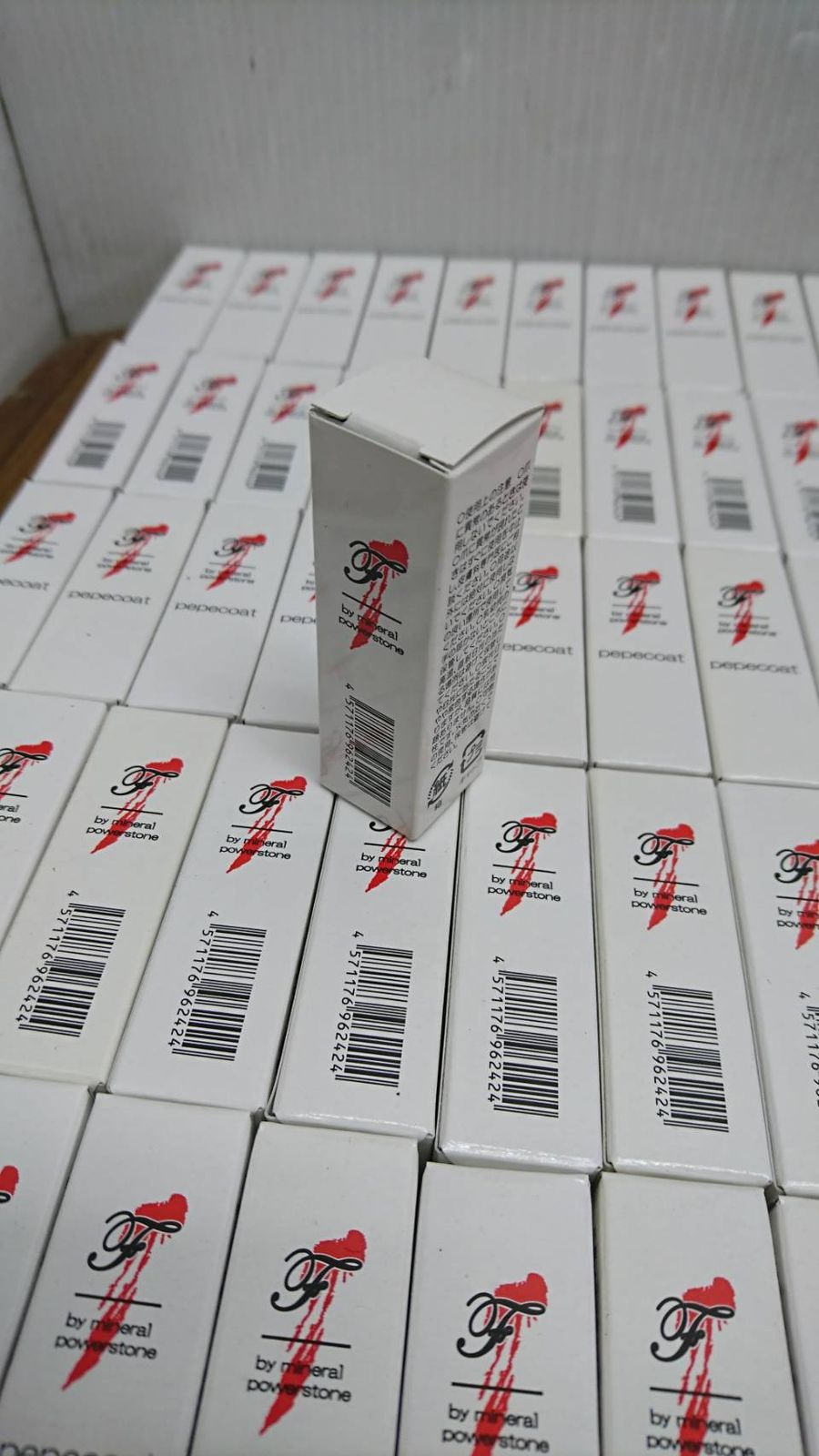 内容量 6ml