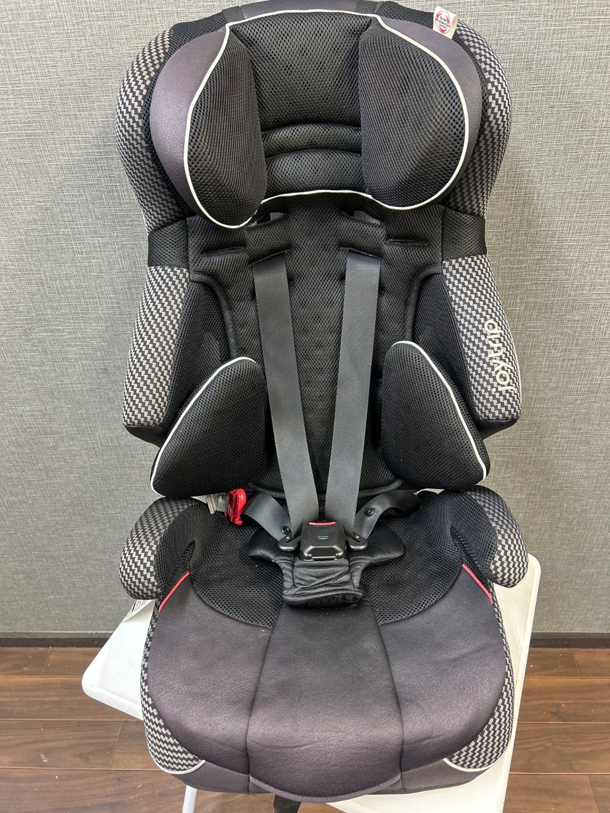 used】combi チャイルドシート ジョイトリップ エッグショック GC 