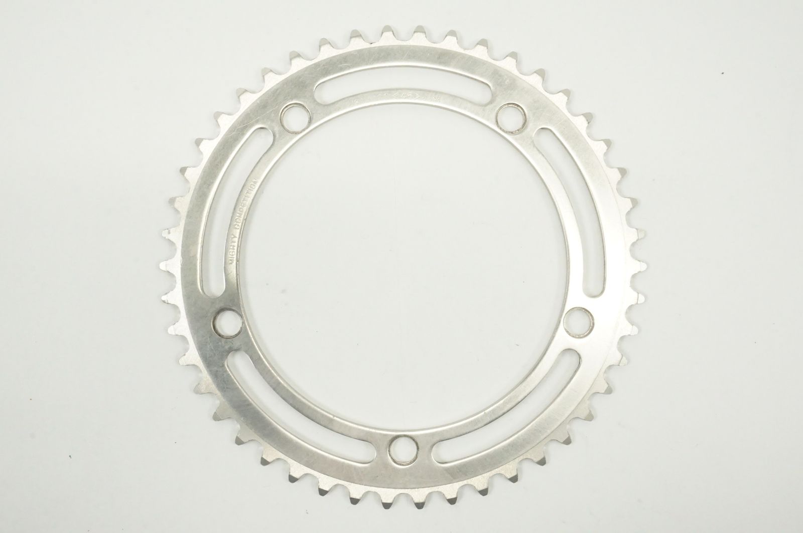 パーツ sugino mighty competition BIA SUGINO 「スギノ」 MIGHTY COMPETITION PCD144 46T 厚歯 チェーン