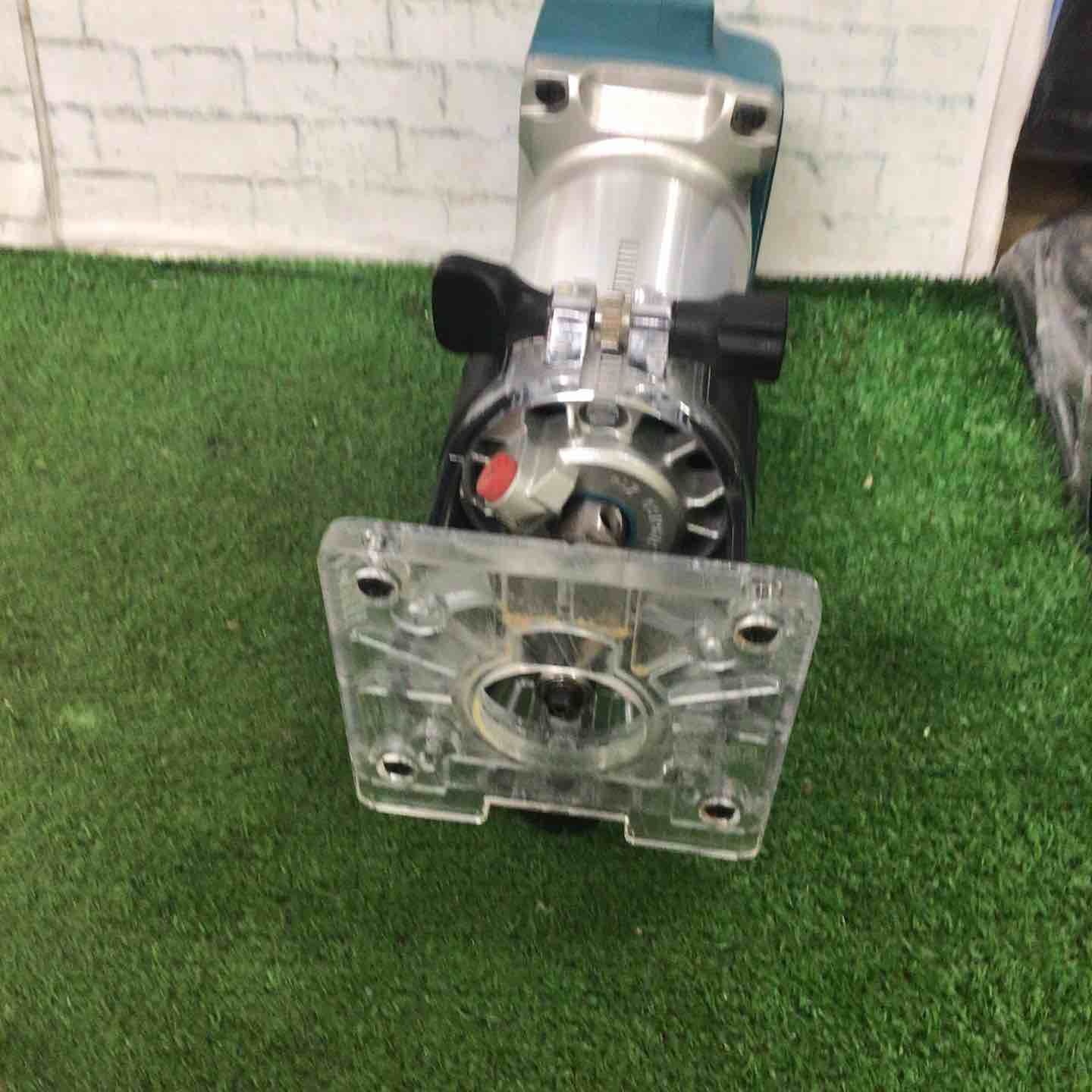 コードレストリマー