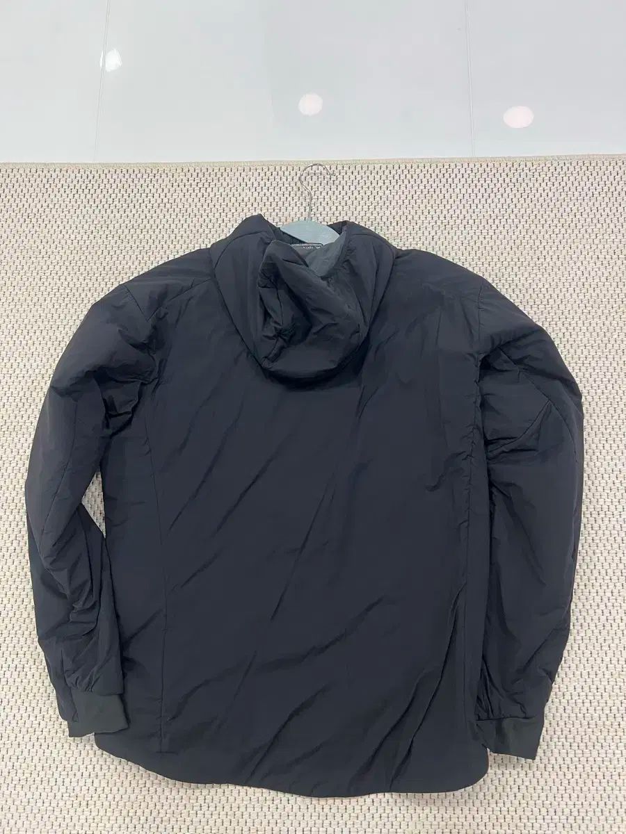 ARC TERYX アークテリクス プロトン LT フーディー パーカー ブラック