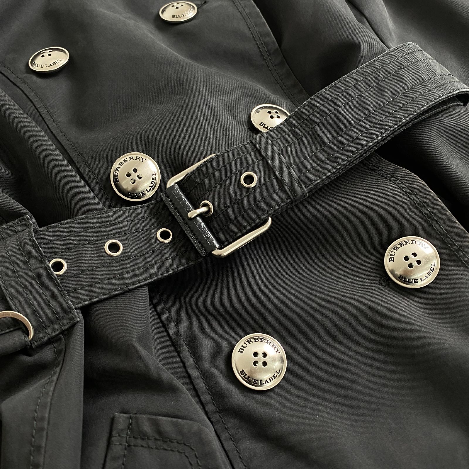 バーバリーブルーレーベル トレンチコート ノバチェック ベルト付き