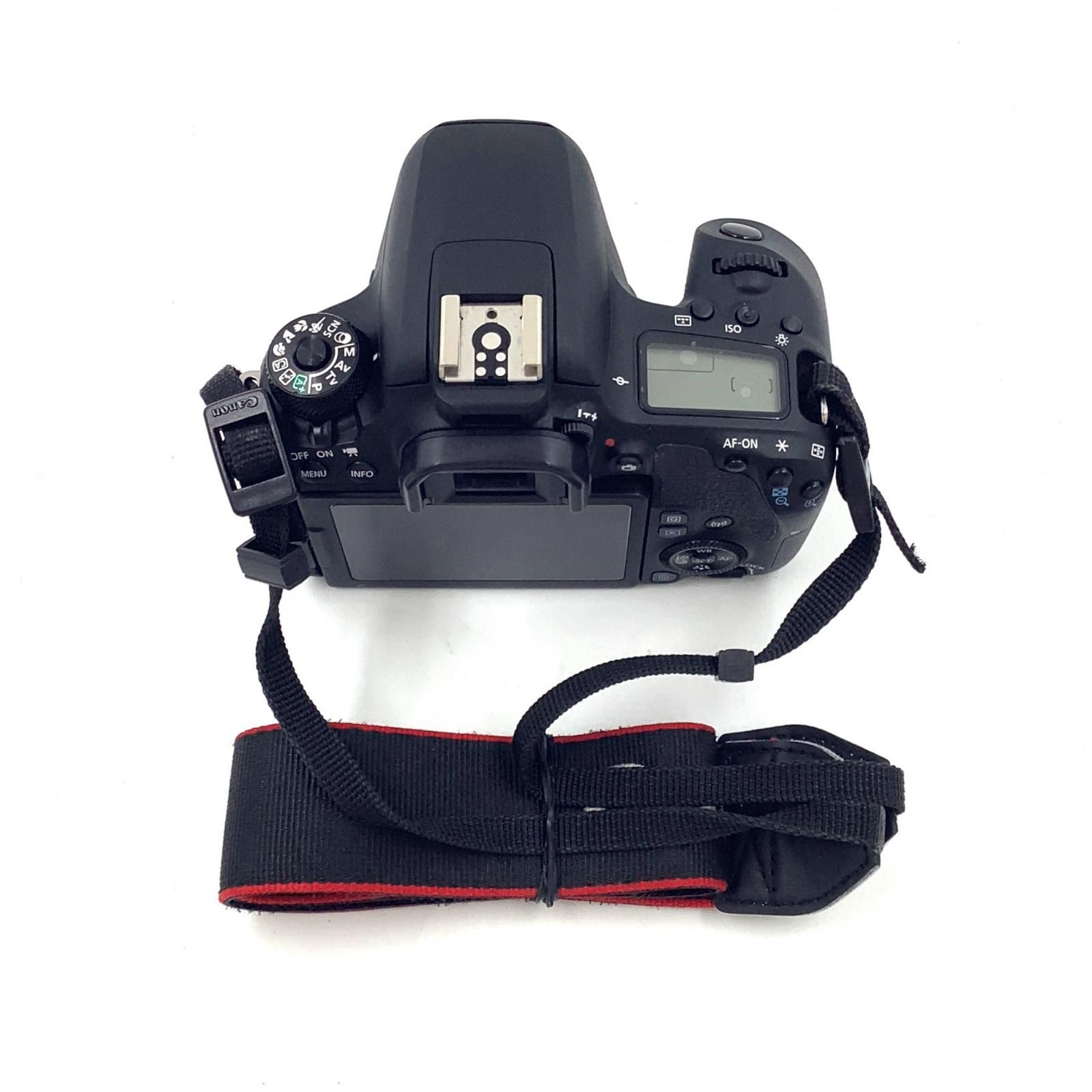 EOS 9000D