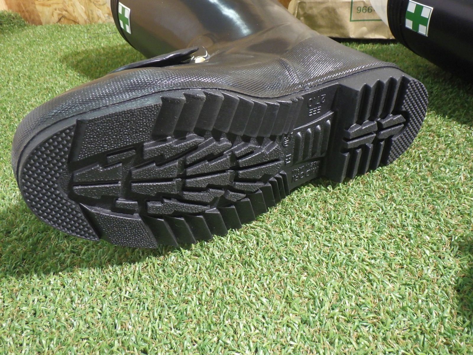  足の甲を保護 ミドリ安全 安全長靴 JIS規格 甲プロテクタ付 966甲プロMⅡ ブラック 27 cm 3 E 安全靴 健康用品