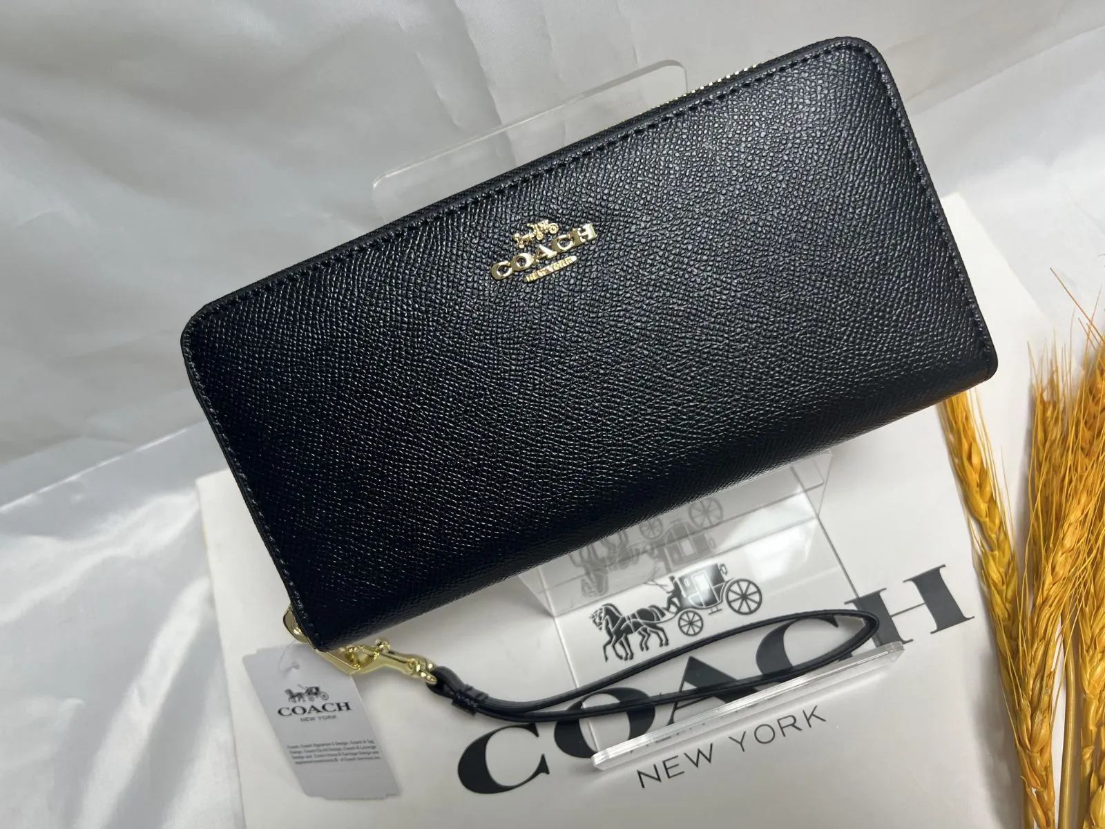 COACH 長財布 財布 コーチ ラウンドジップ アウトレット ストラップ付