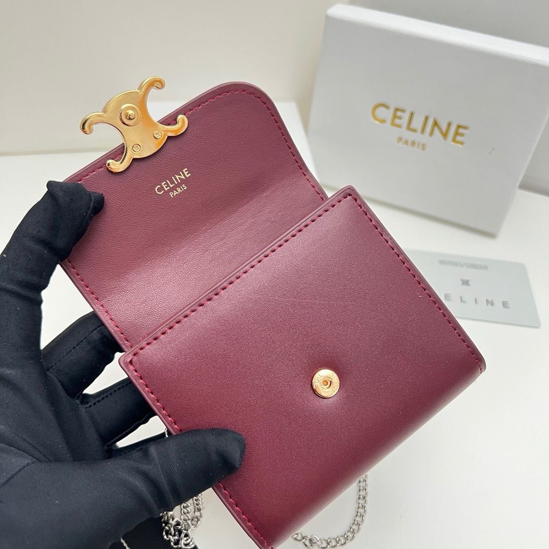 トリオンフ　チェーンウォレット □CELINE□トリオンフ チェーンウォレット ブラック (CELINE