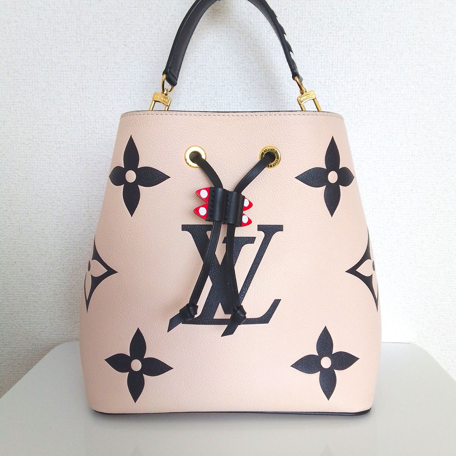 LOUISVUITTON ネオノエ モノグラム アンプラント ハンドバッグ