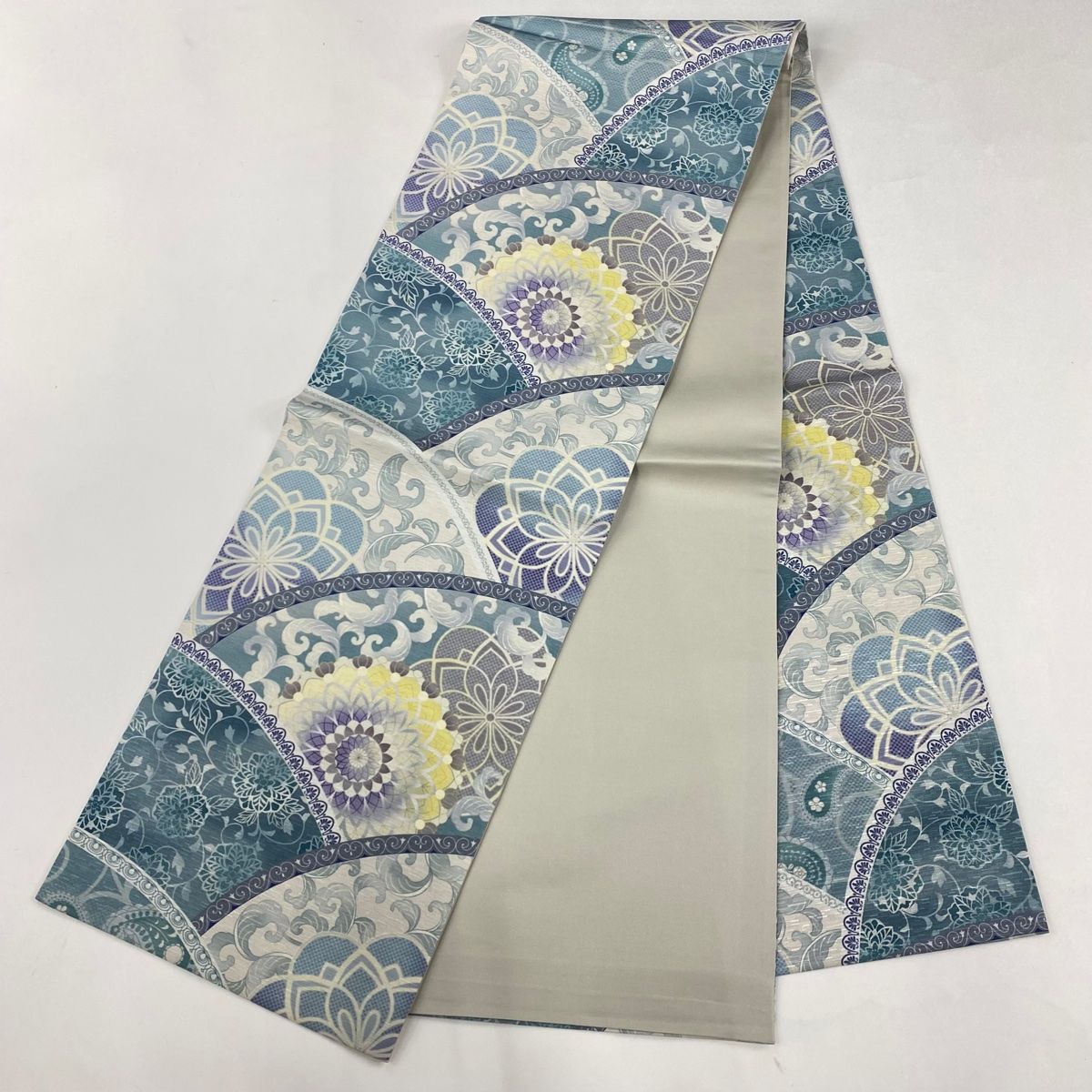 小紋 身丈164cm 裄丈62.5cm S 袷 名古屋帯セット 幾何学模様 絞り 灰紫 正絹 美品 秀品 中古 小紋 身丈164cm 裄丈62.5cm S 袷 名古屋帯セット 幾何学模様 絞り