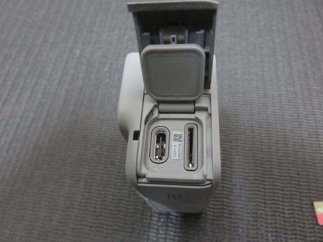 アクションカメラ