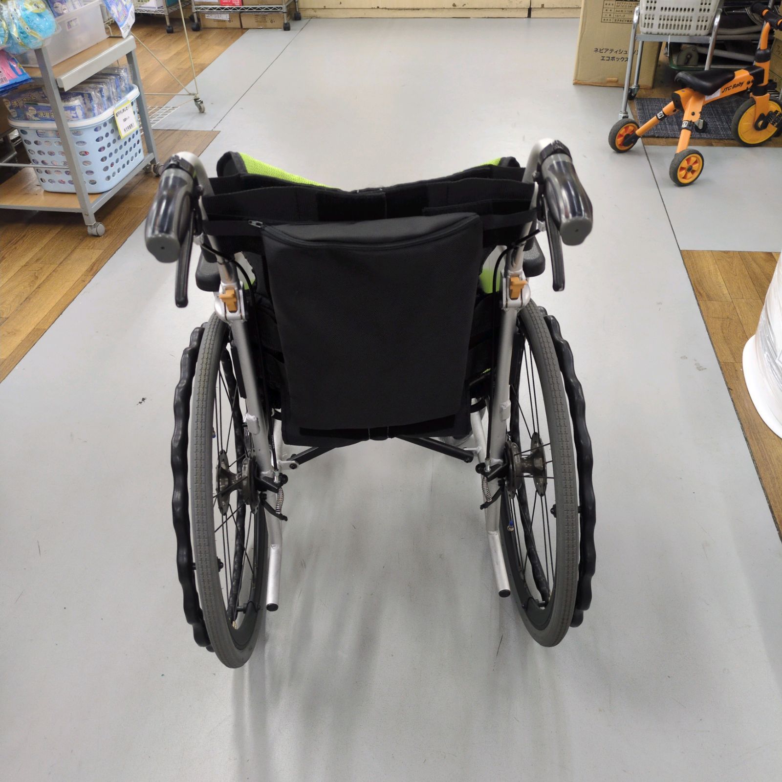 J046 ☆自走式☆車いす☆MATSUNAGA☆NEXT COREf