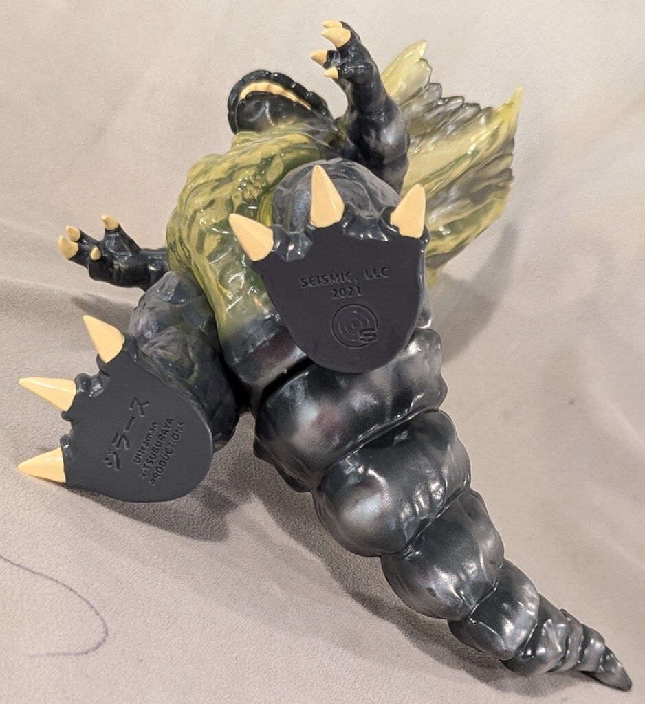 SEISMIC TOYS ULTRAMAN VINYL ODYSSEY 円谷プロ ジラース - メルカリ