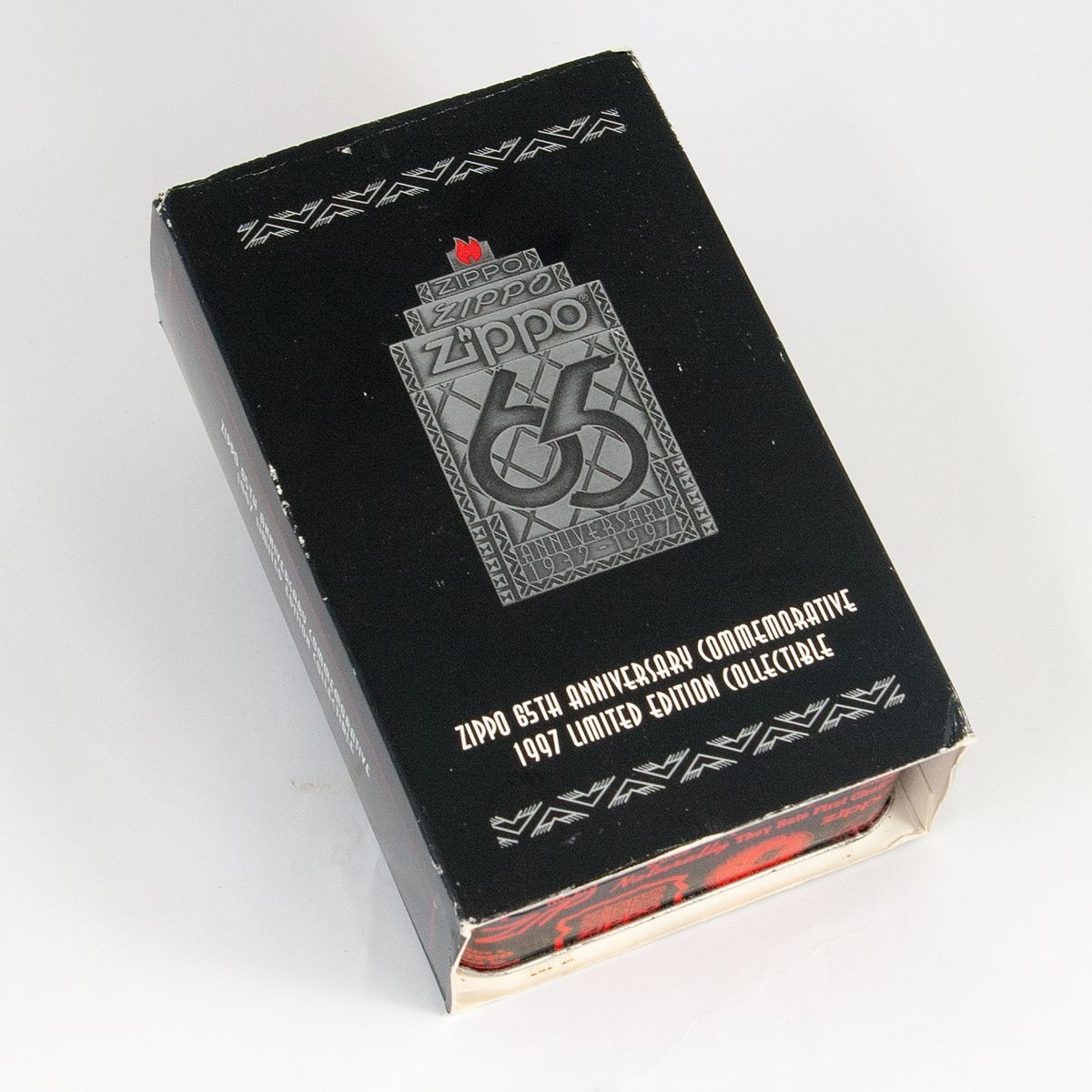 ZIPPO 65周年 1997年限定版 コレクターズアイテム メタル貼り付け