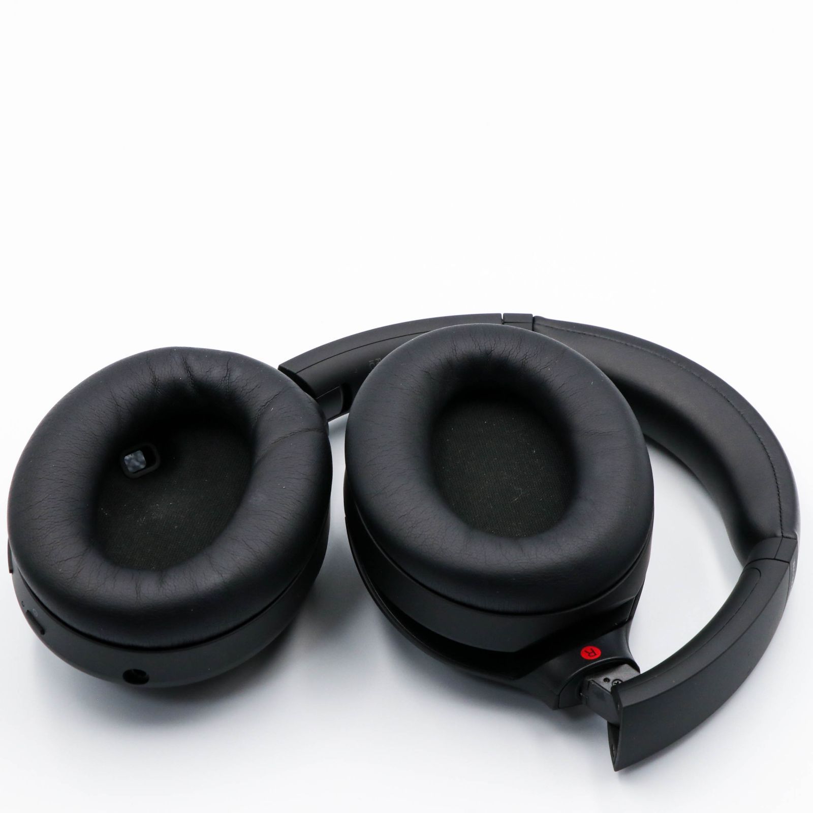 ワイヤレスノイズキャンセリングヘッドホン