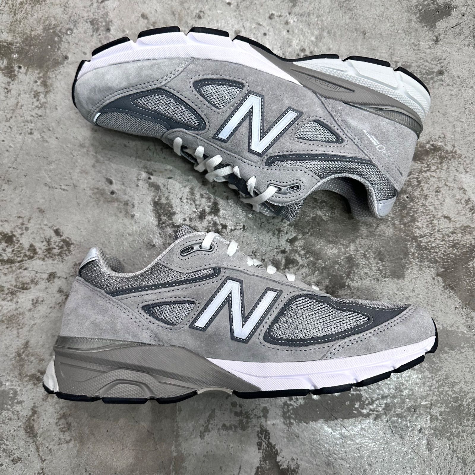 New Balance 990v4 Grey Silver スエード スニーカー U990GR4 