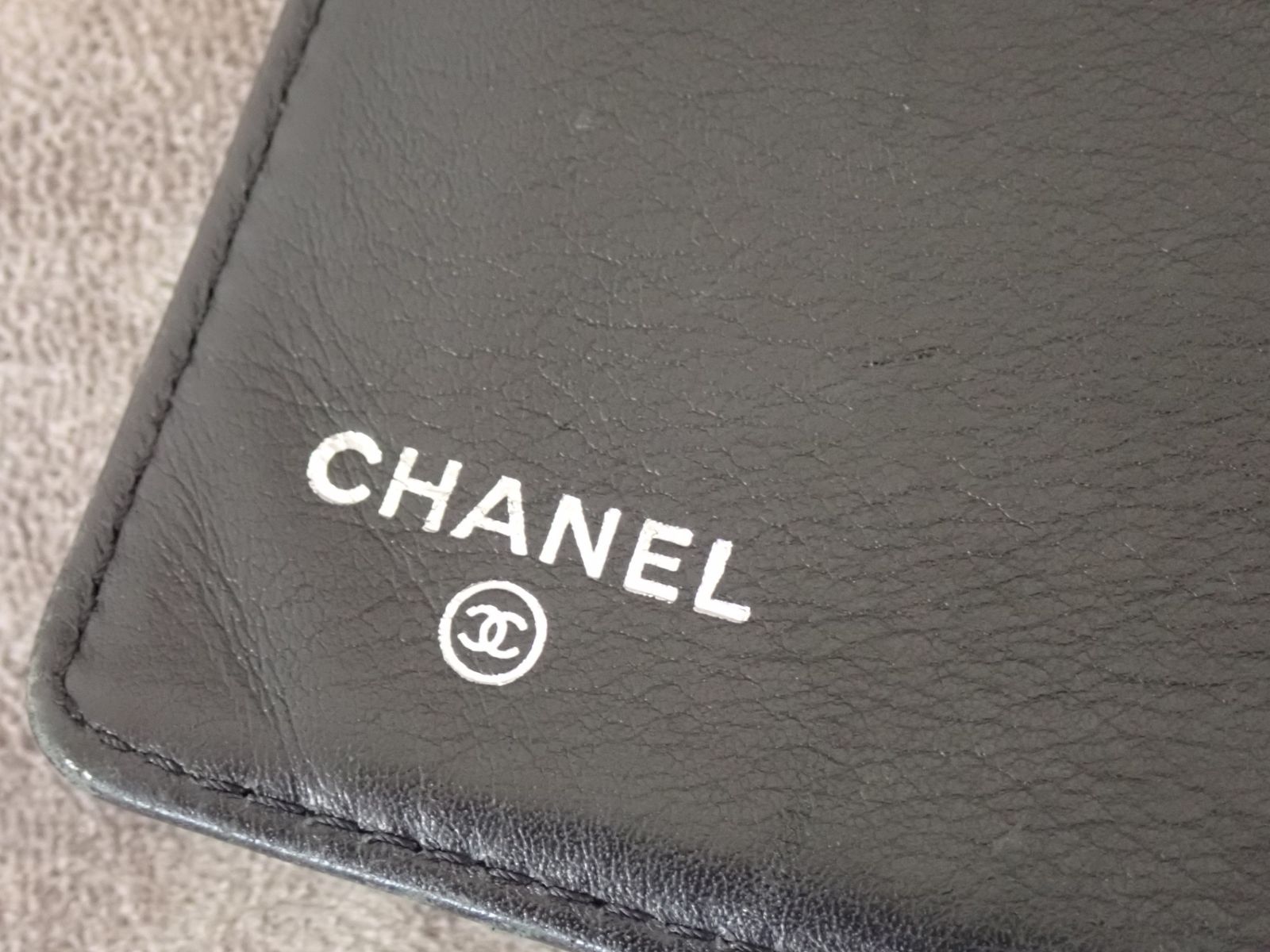 CHANEL シャネル ココマーク キャビアスキン レザー ブラック 二