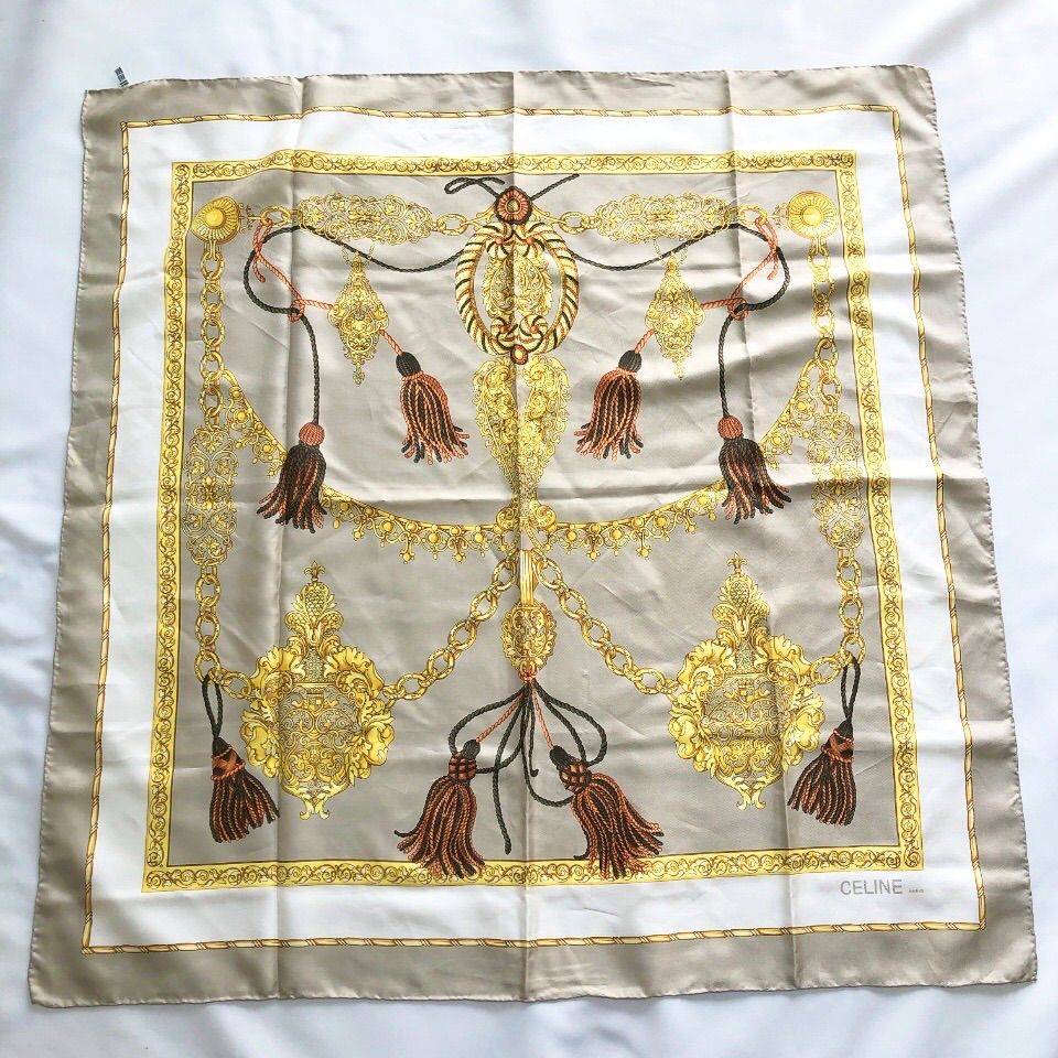 美品☆セリーヌ 大判スカーフ シルク100% イタリア製 馬 タッセル 剣