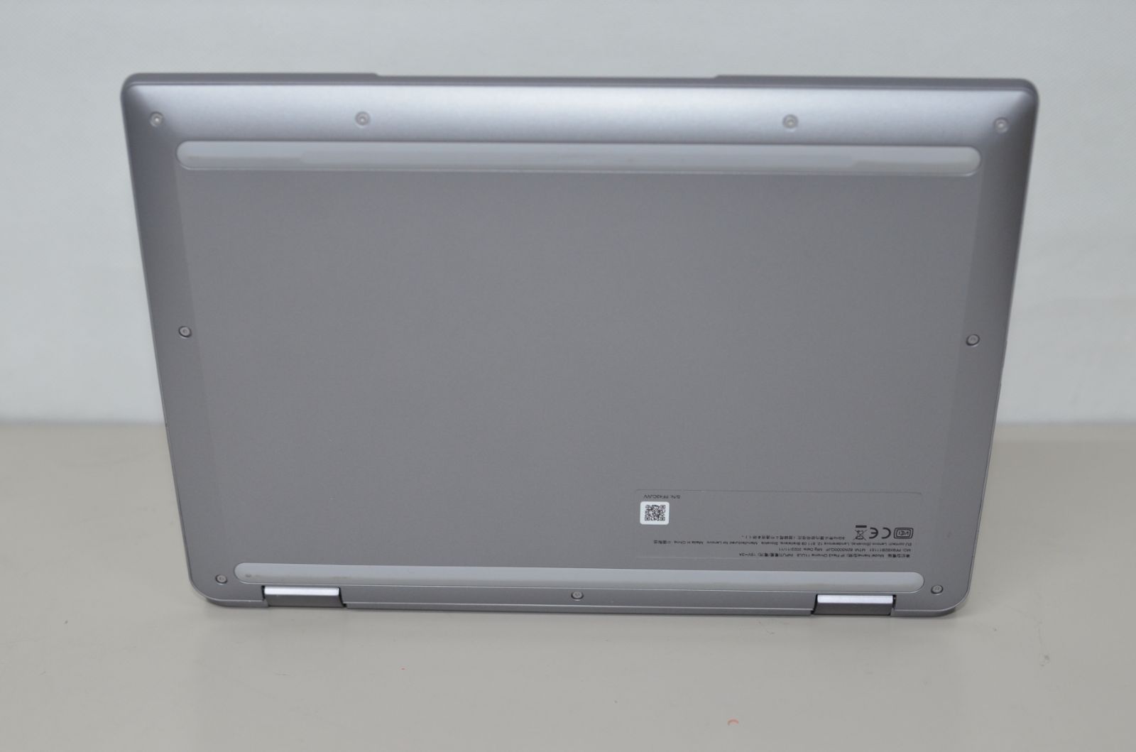 メルカリ便⭐︎Chromebook本体シルバー 中古品〕 Chromebook CM30 Detachable CM3001DM フォグシルバー【344
