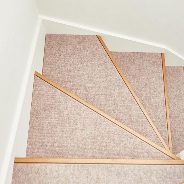 萩原 階段マット 踊り場付き 17枚入り 滑りにくい フリーカット 350118904 ベージュ 約90×21cm 15枚 約90×90cm 2枚