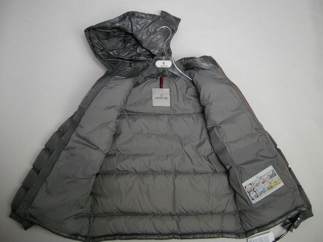 国産原料100% moncler gastonガストン 14A(メンズ0相当) レッド