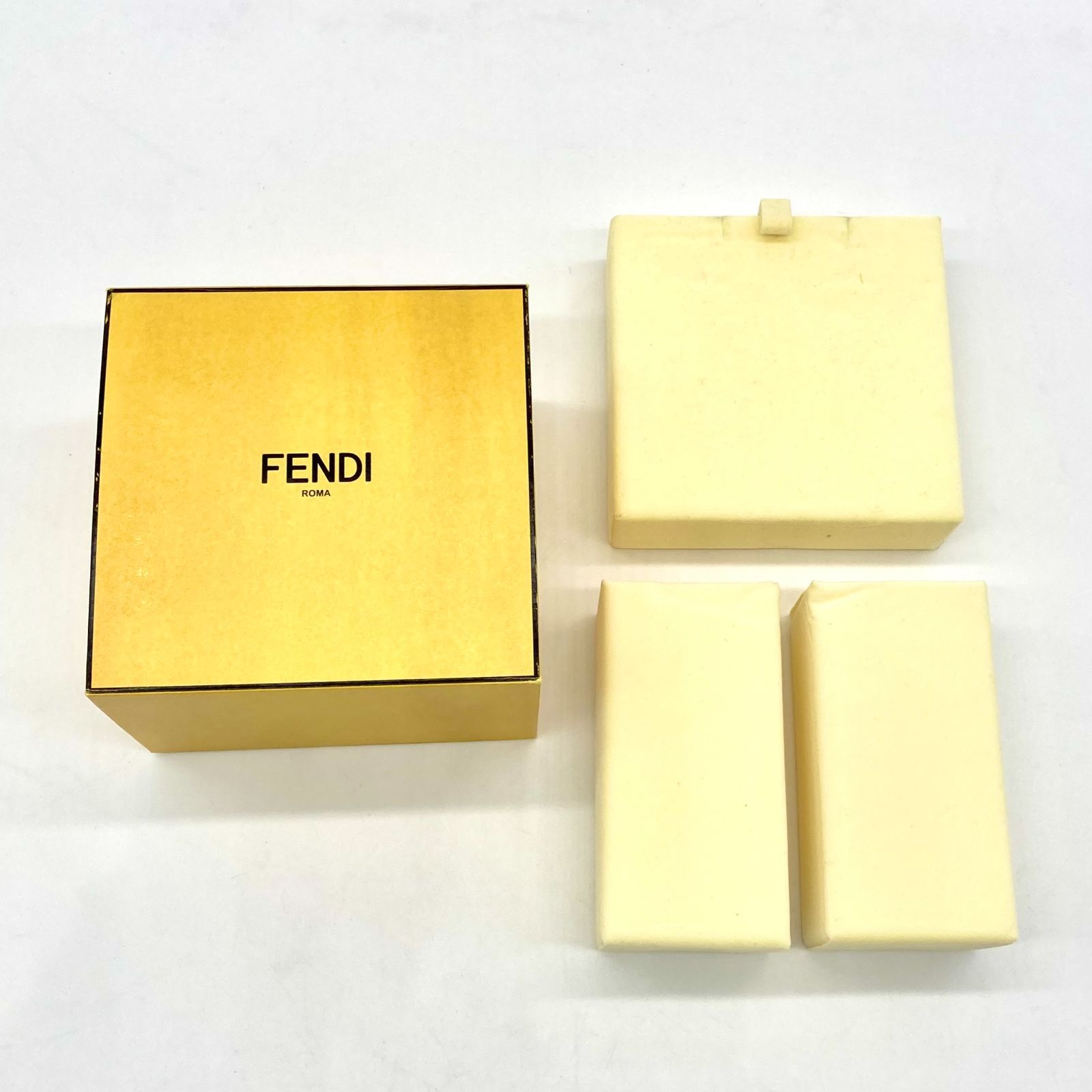 目黒蓮さん着用【国内即発】FENDI バゲット ネックレス＊大人気